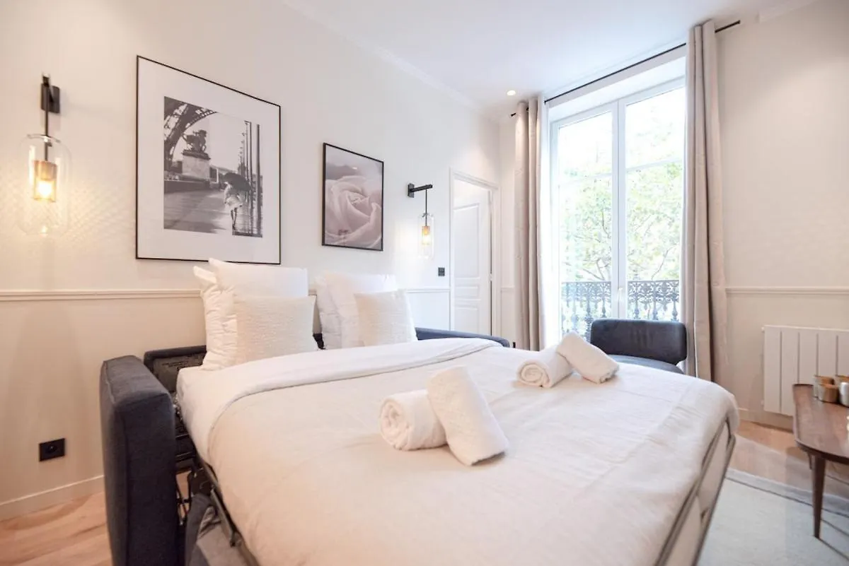 Apartment Appartement Luxe 2 Chambres Grands Boulevards 4-6P Paris