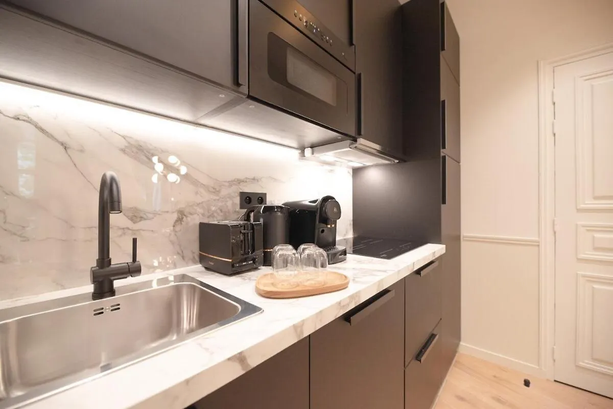 Appartement Luxe 2 Chambres Grands Boulevards 4-6P Paris Apartment